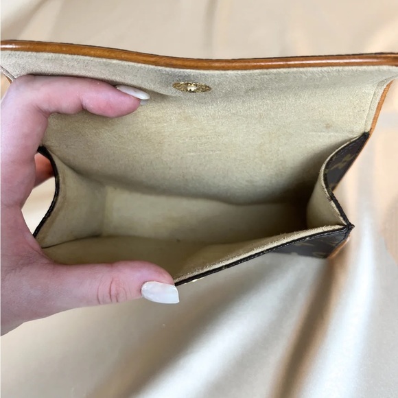 🚨🚨SOLD🚨🚨 Louis Vuitton Pochette Florentine Belt Bag - Picture 5 of 13